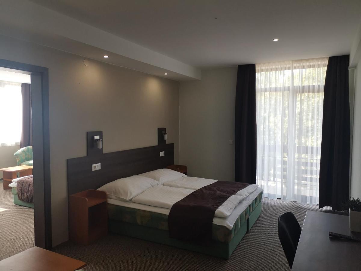 Hotel Tagore Balatonfüred Extérieur photo