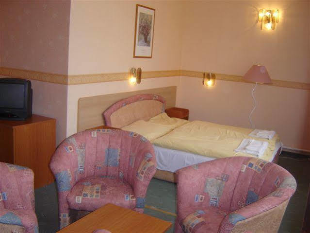 Hotel Tagore Balatonfüred Extérieur photo